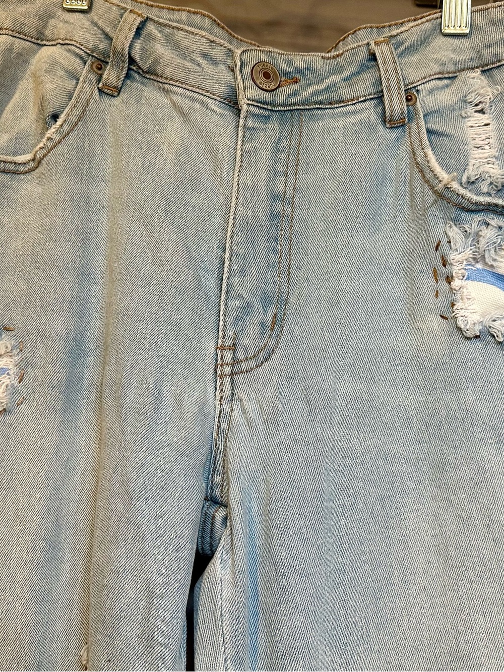 Repurposed bell bottoms Light Blue Distressed Women’s Jeans size 9